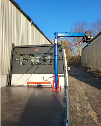 Potence pivotante Aménagement véhicule utilitaire