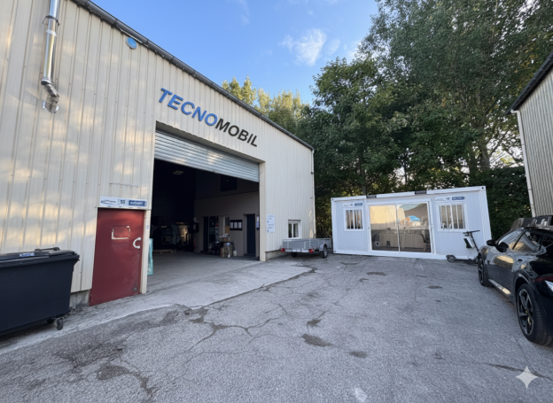 Façade Tecnomobil